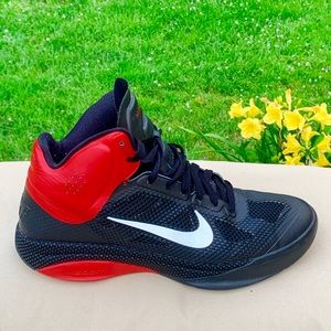 SOLD Nike Hyperfuse Throwback - Black/Red